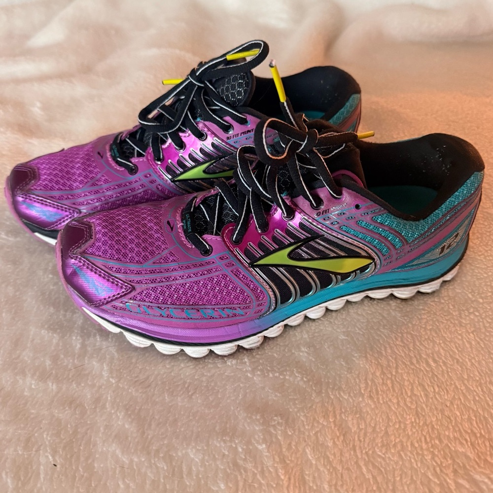 Brooks Glycerin 12 Athletic Running Shoes